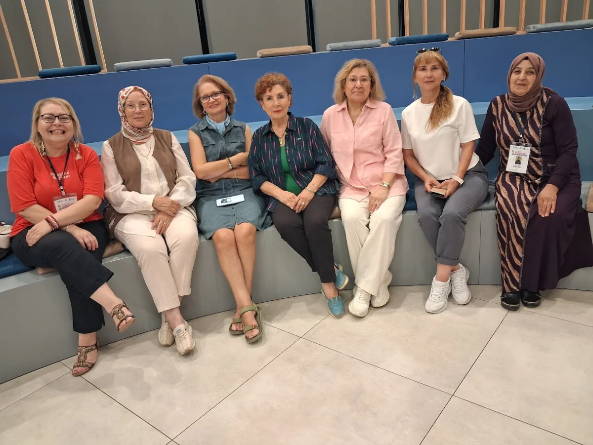 Gazeteci Yazar Sevcan Tamer İzmit’in Eski Günlerini ve Komşuluk İlişkilerini Anlattı