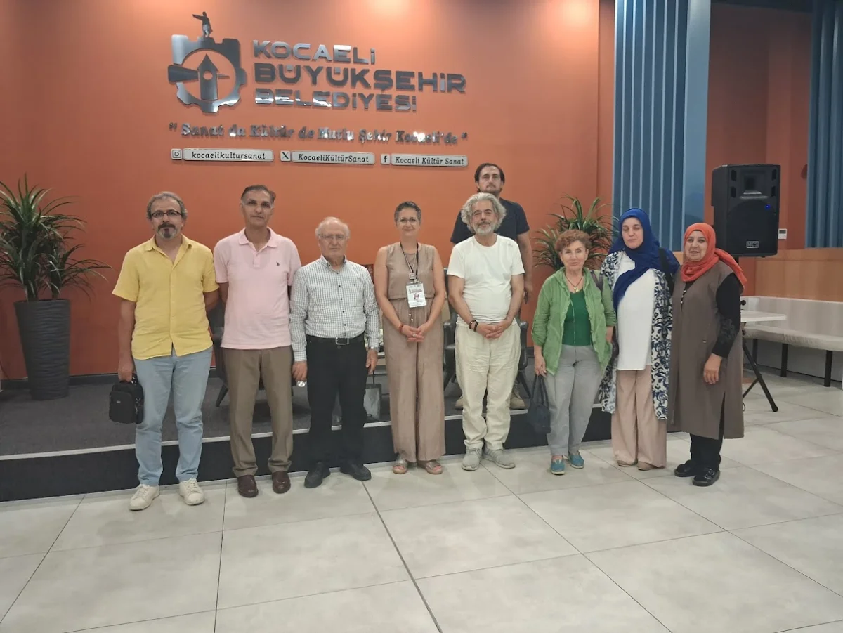 YAZAR NERMİN GÜNER OKURLARIYLA BULUŞTU