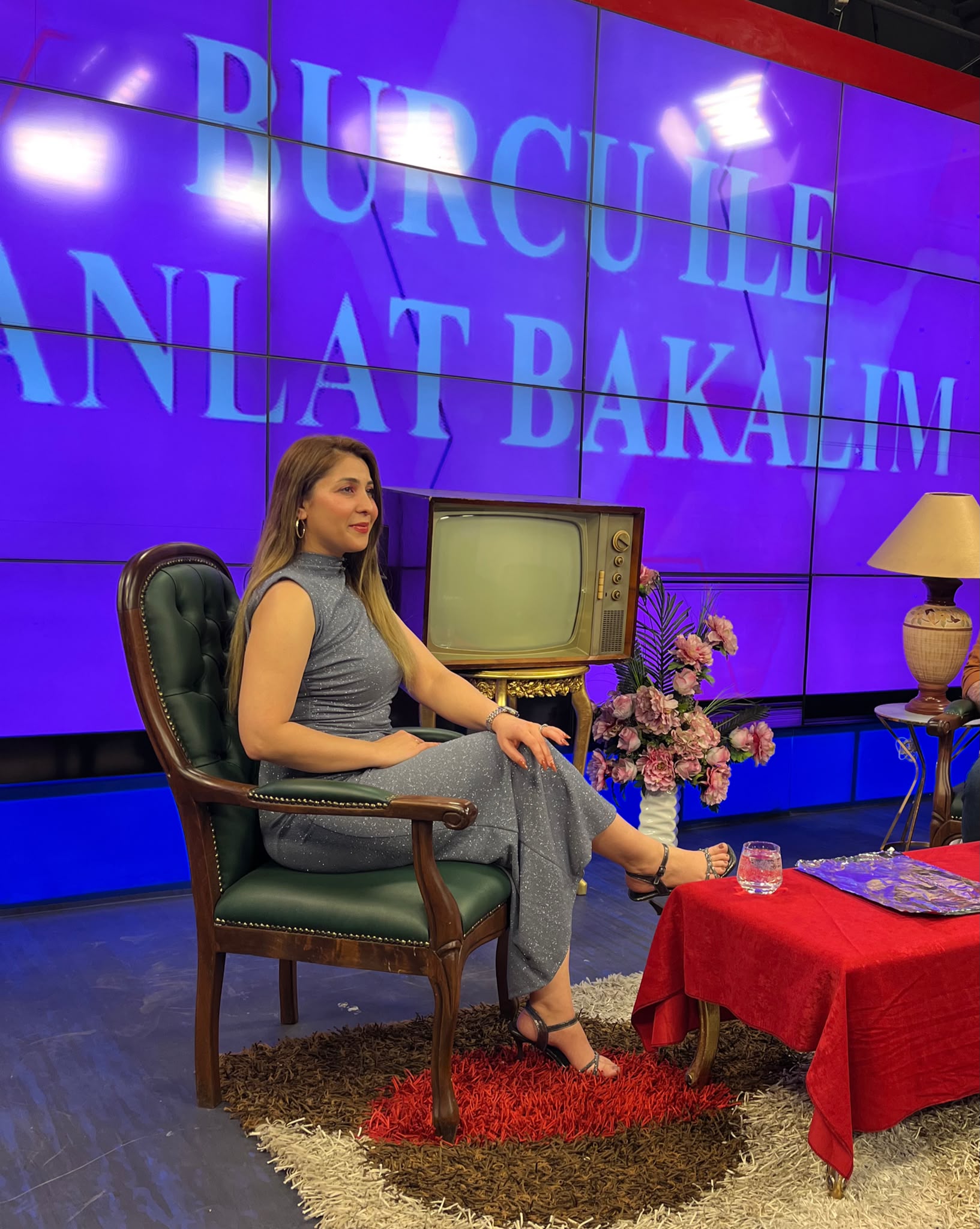 TV Sunucusu, Eğitimci Burcu Kolcu ile Röportajımız