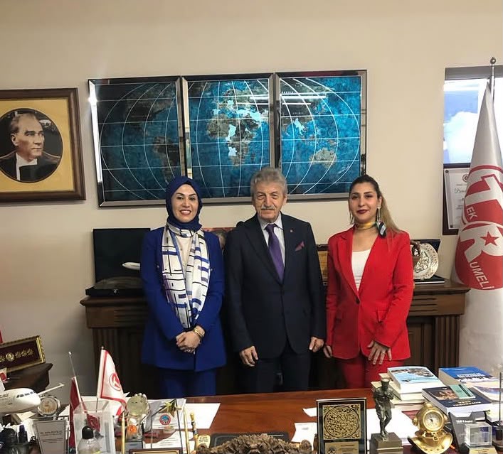 TV Sunucusu, Eğitimci Burcu Kolcu ile Röportajımız