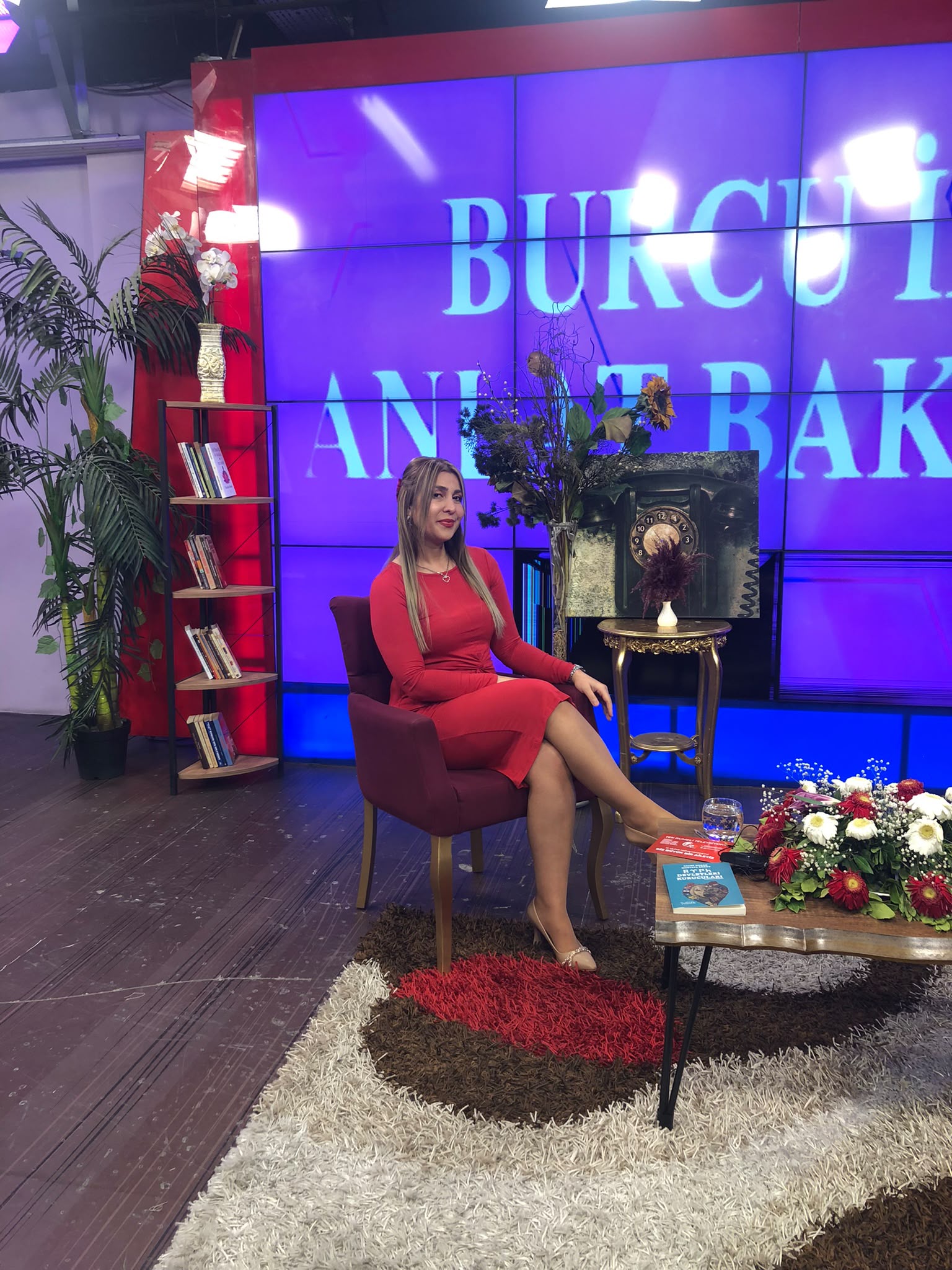 TV Sunucusu, Eğitimci Burcu Kolcu ile Röportajımız